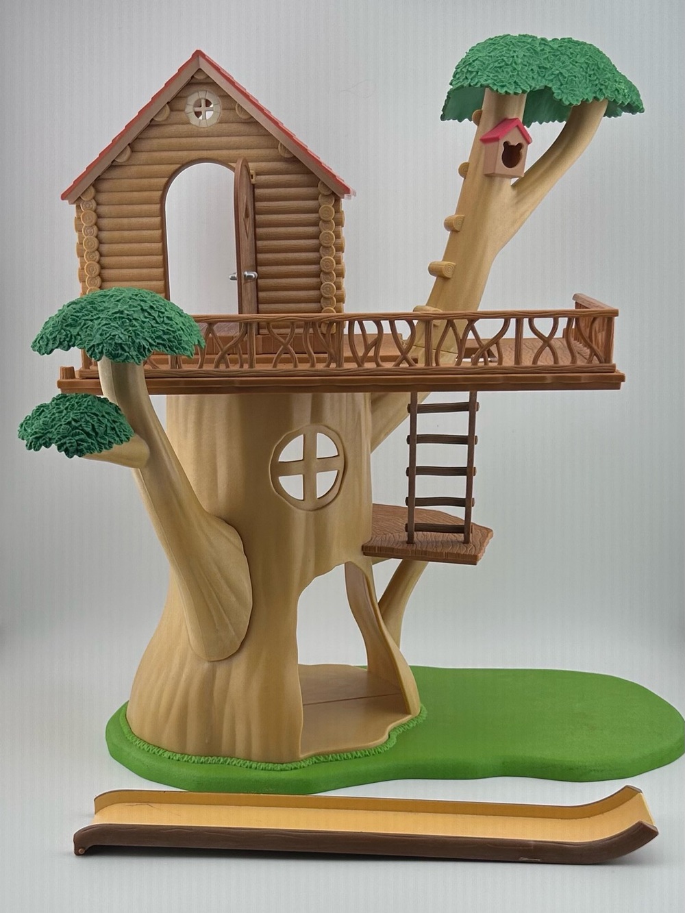 Sylvanian Families Calico Critters Tree House SF4618 Incomplete Playset